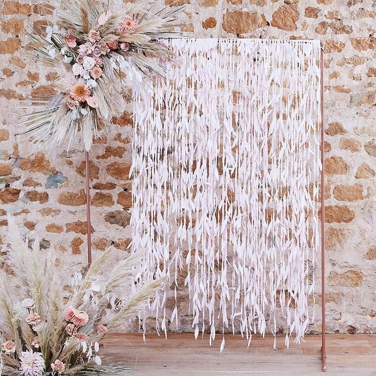 Product Image for A Touch of Pampas - Backdrop Rosa löv