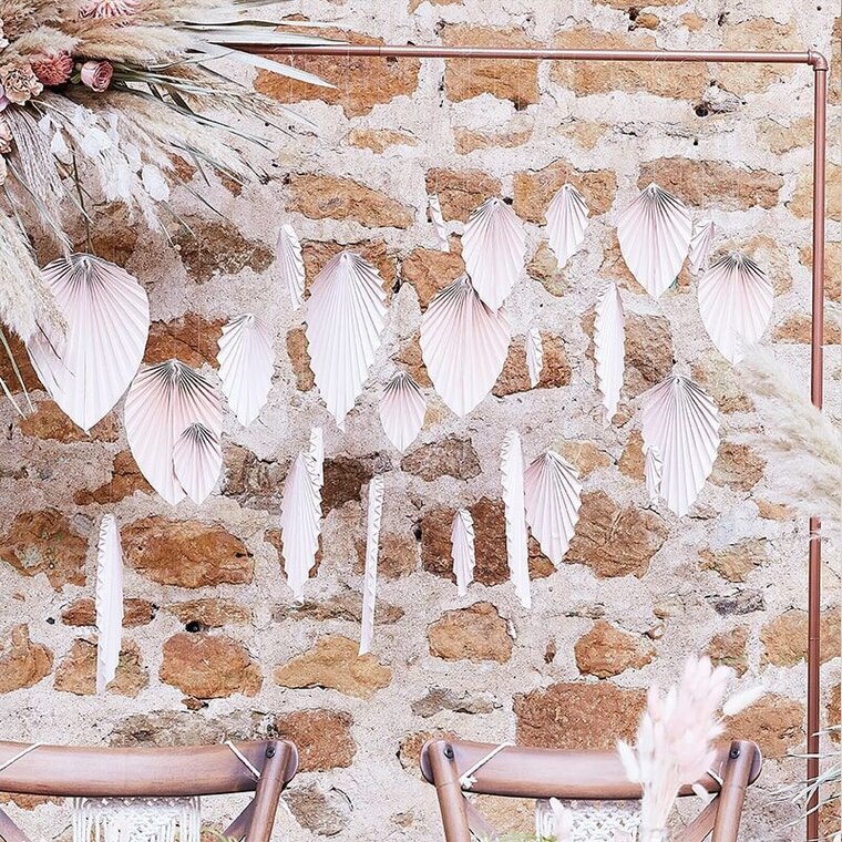 Product Image for A Touch of Pampas - Palmbladsdekorationer i rosa papper