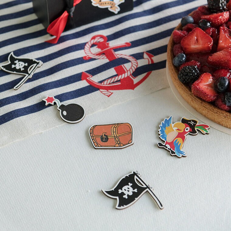 Product Image for Små Pirater - Lyxig konfetti i trä