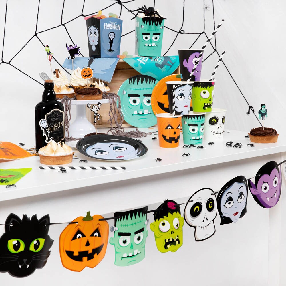 Halloween Monsters Girlang 150 cm