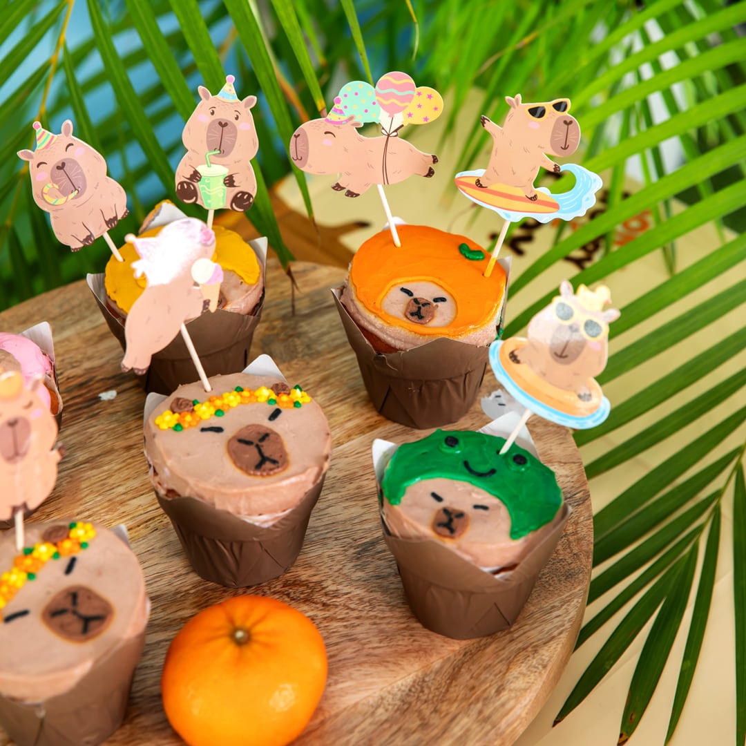 Capybara Cake Toppers 9-pack