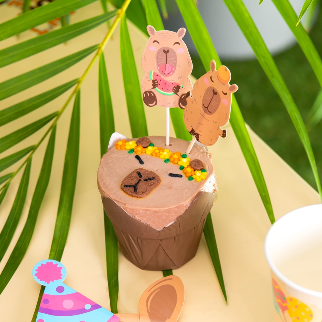 Capybara Cake Toppers 9-pack