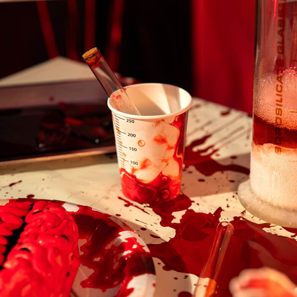 Bloody Night Pappmuggar 6-pack