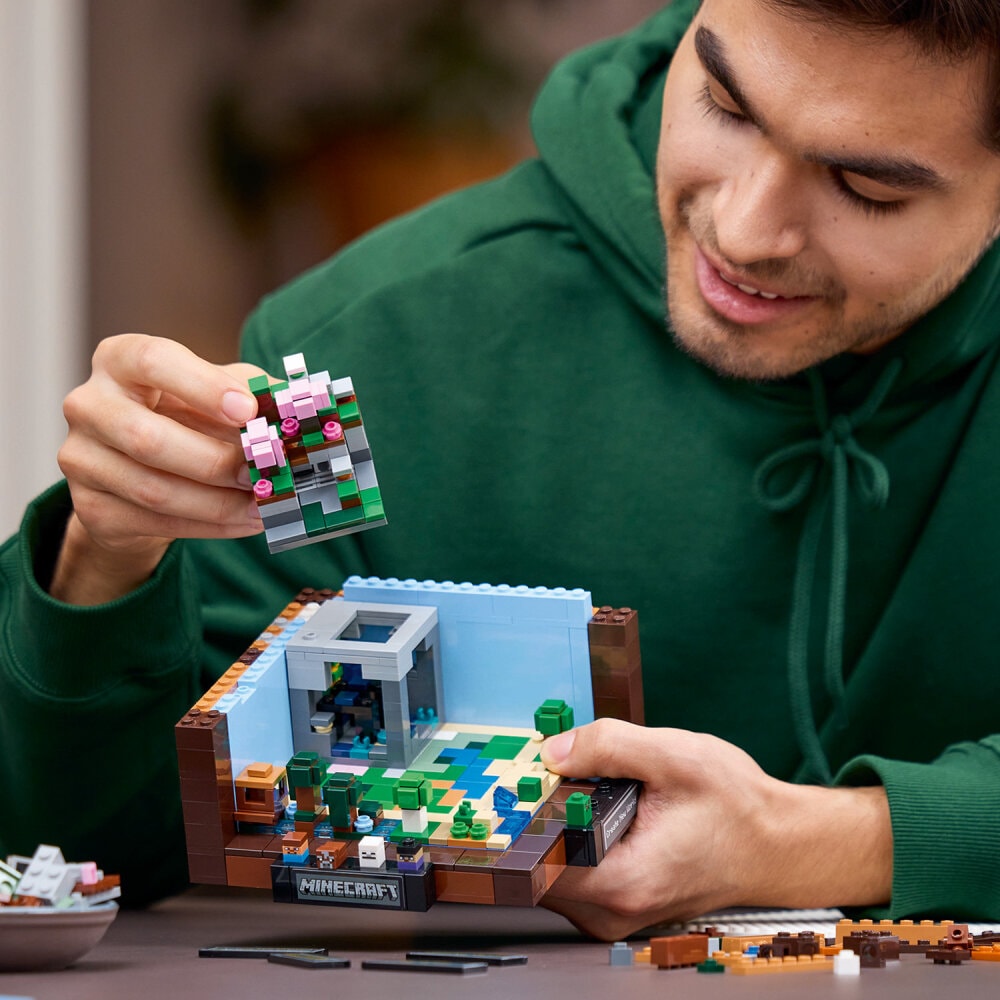 LEGO Minecraft - Arbetsbänk 18+