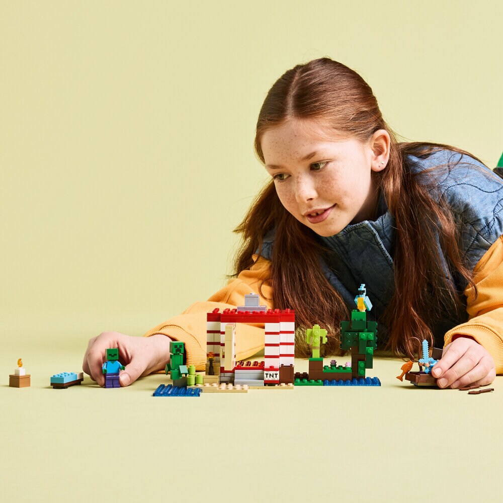 LEGO Minecraft - Dynamithuset i djungeln 8+