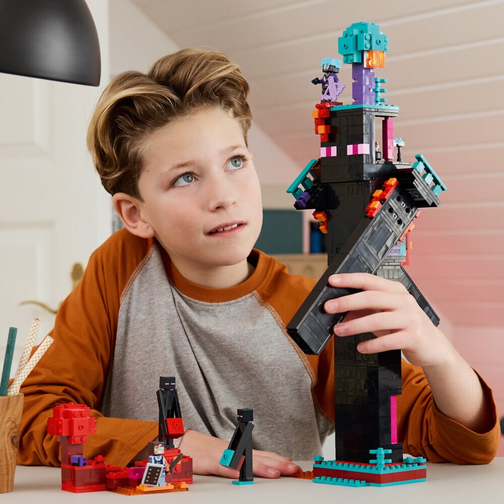 LEGO Minecraft - Endermantornet 9+