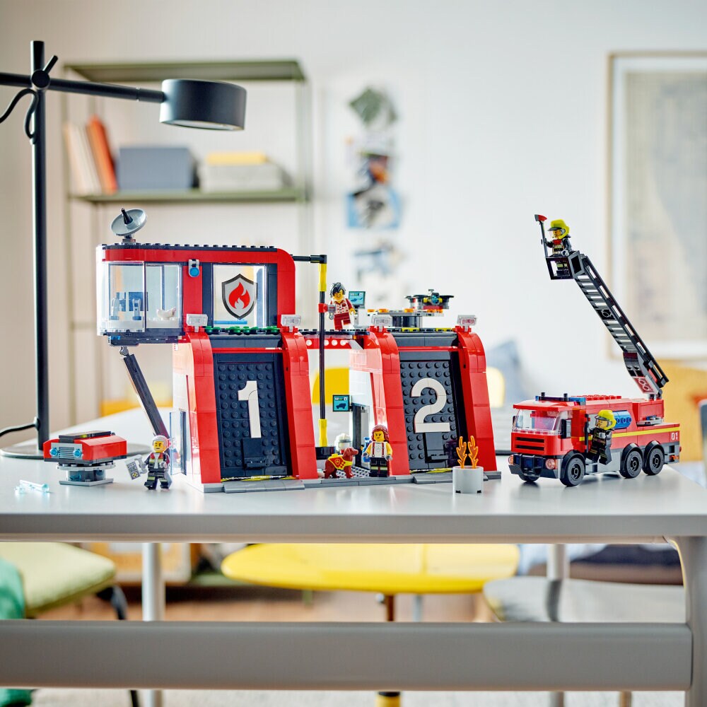 LEGO City - Brandstation med brandbil 6+