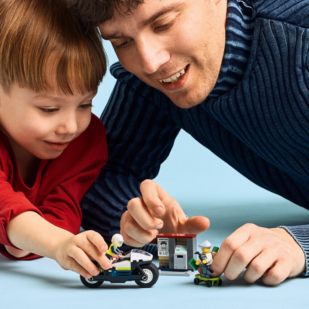 LEGO City - Polisens motorcykeljakt 4+
