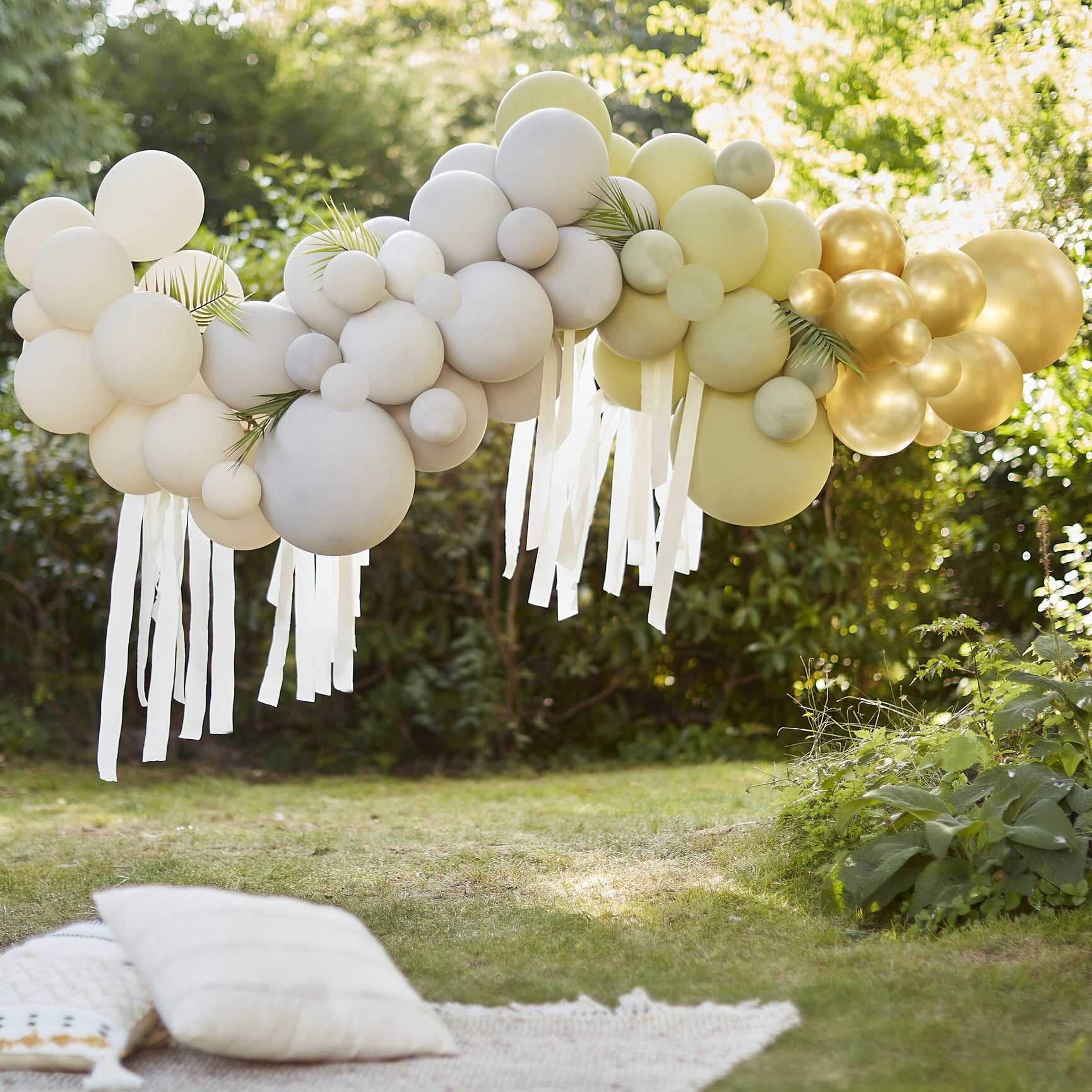 DIY Deluxe Ballongbåge - Grön/Guld med palmlöv